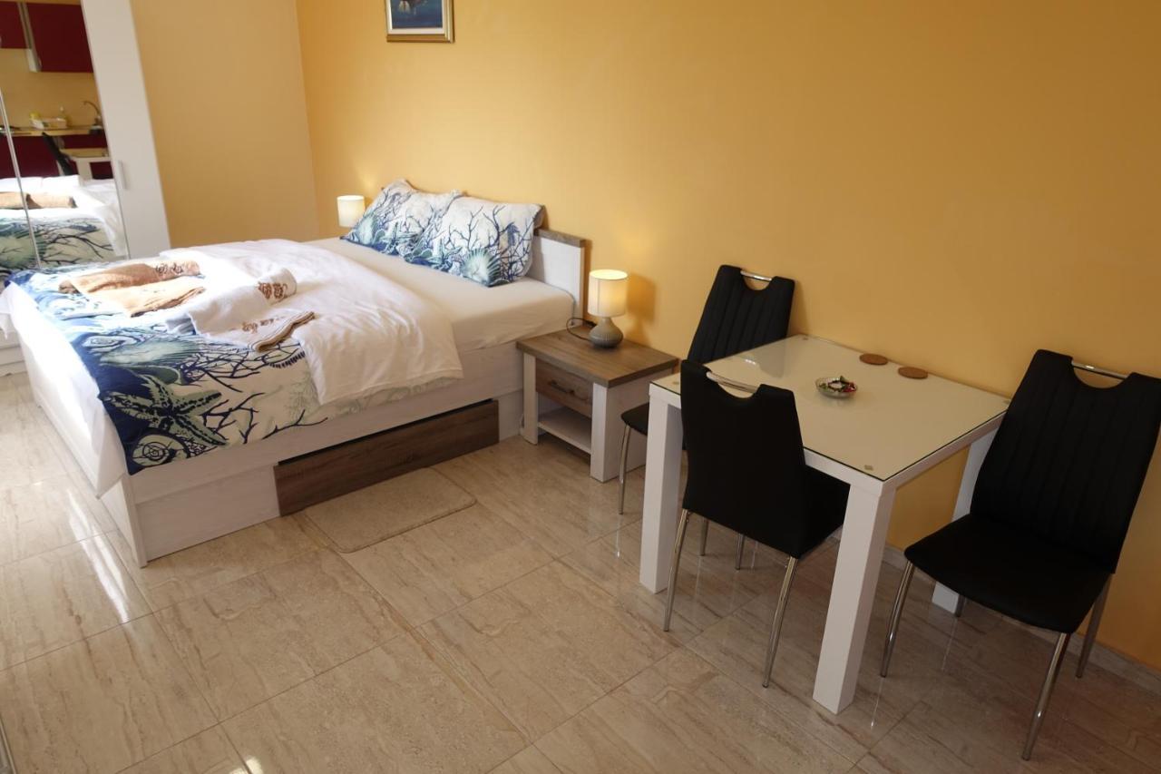 Apartments Leon 닌 객실 사진